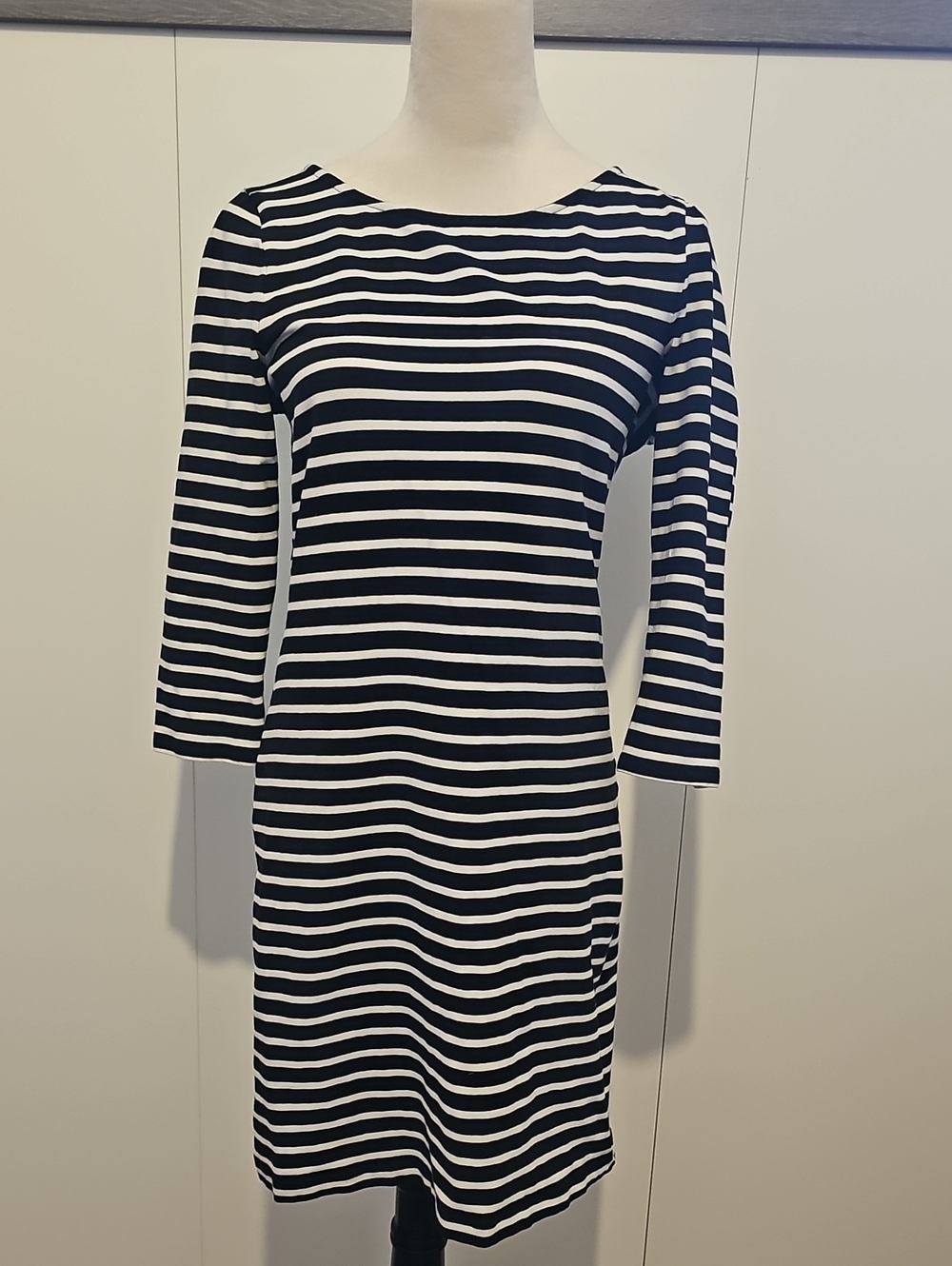 Old Navy Black and White Ponte Stretch Striped Long-Sleeve Dress